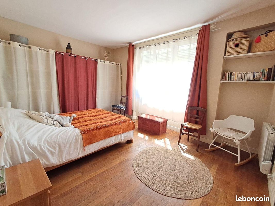 Maison 6 pièces 160 m² · à Changé · 160 m² · 236 900 €
