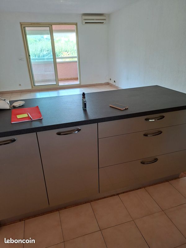 Appartement 4 pièces 97 m² · à Sainte-Maxime · 97 m² · 1 400 €/mois