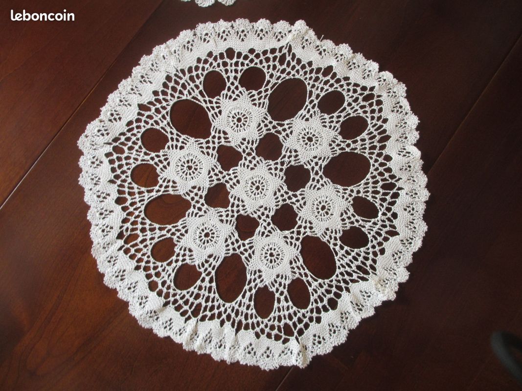Napperons ronds crochet (image 6)