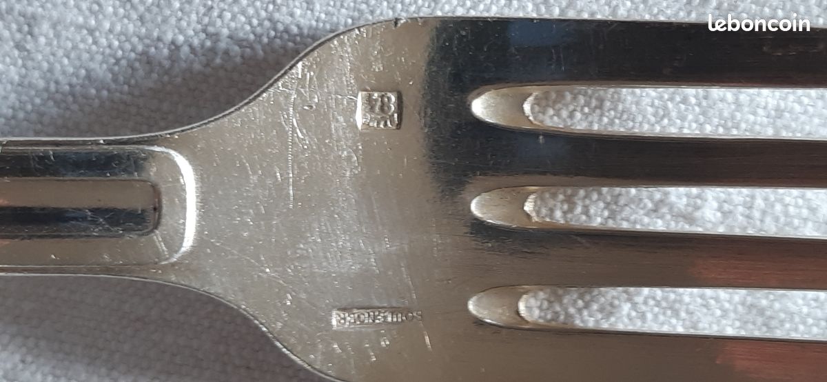 MÉNAGÈRE C.LORCET GUEUGNON 37 couverts en Inox Massif EUR 45,00 - FR MÉNAGÈRE C.LORCET GUEUGNON 37 couverts en Inox Massif EUR 45,00 - FR