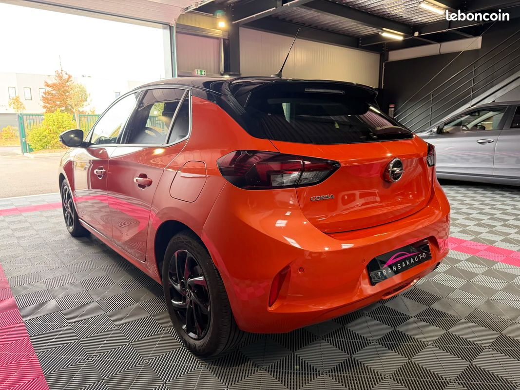 Opel CORSA 1.2 Turbo 100ch Edition - ENTRETIEN A JOUR - BOUGIES CHANGEES - PNEUS AVANTS NEUFS - CARPLAY (image 6)