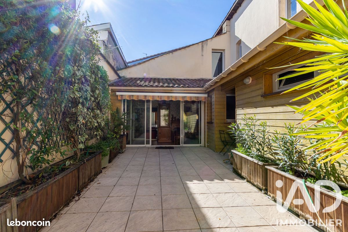 Appartement 3 pièces 101 m² · à Bordeaux · 101 m² · 430 000 €