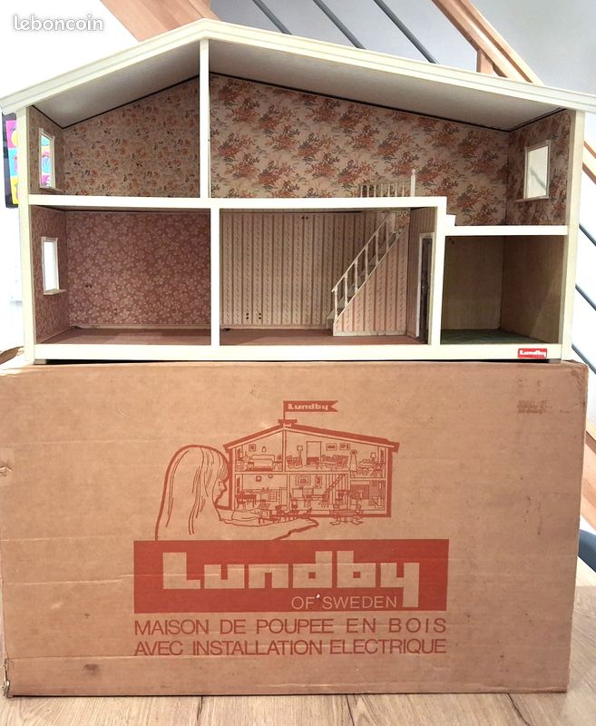 Maison de poupées Lundby années 50/60 avec meubles vintage et