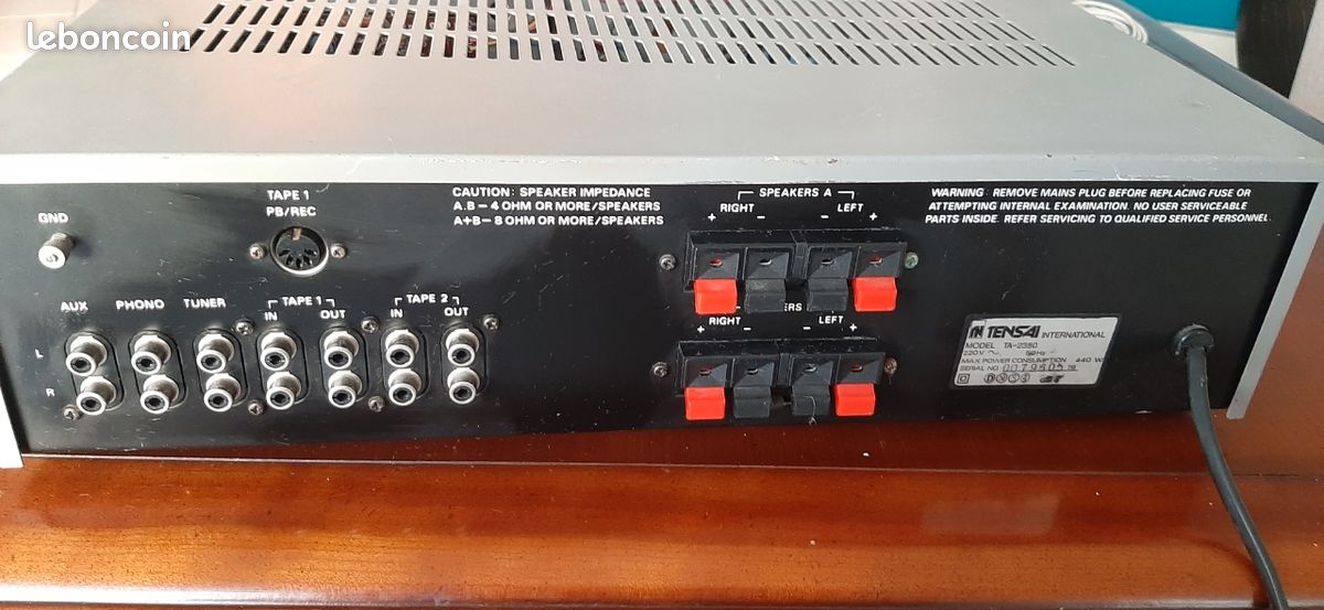 Vintage stereo integrated amplifier TENSAI TA-2330
