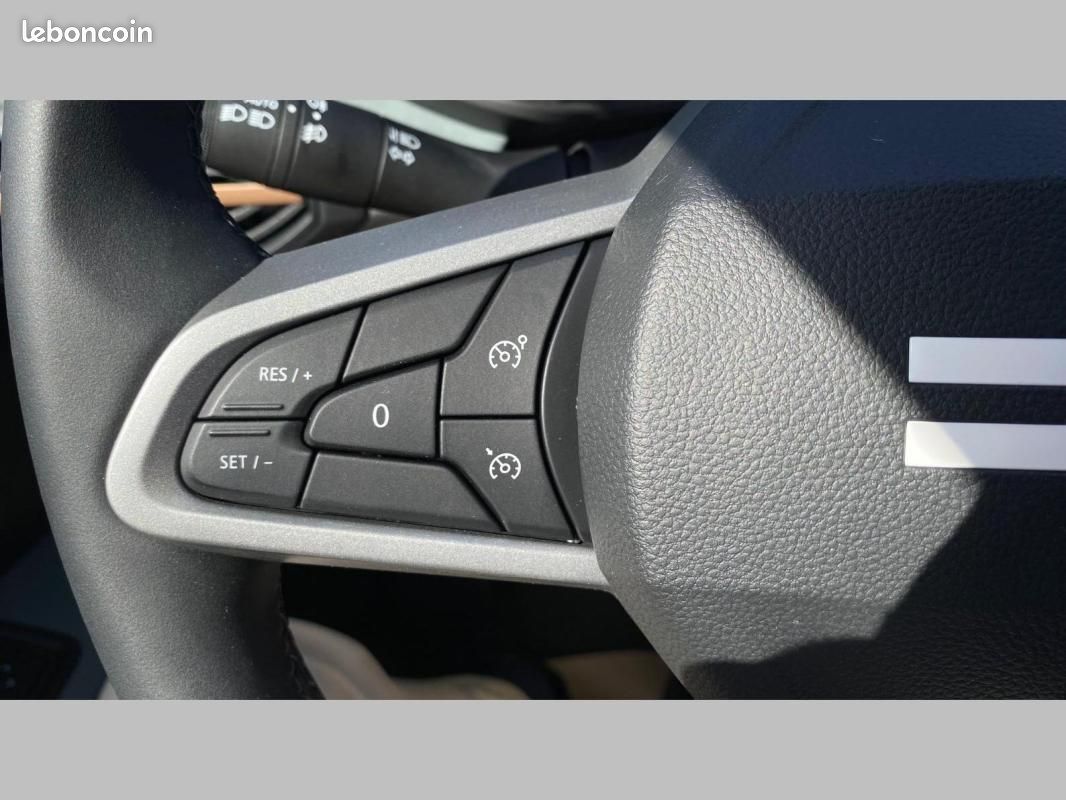 Dacia Jogger TCe 110 7 pl Extreme (image 15)