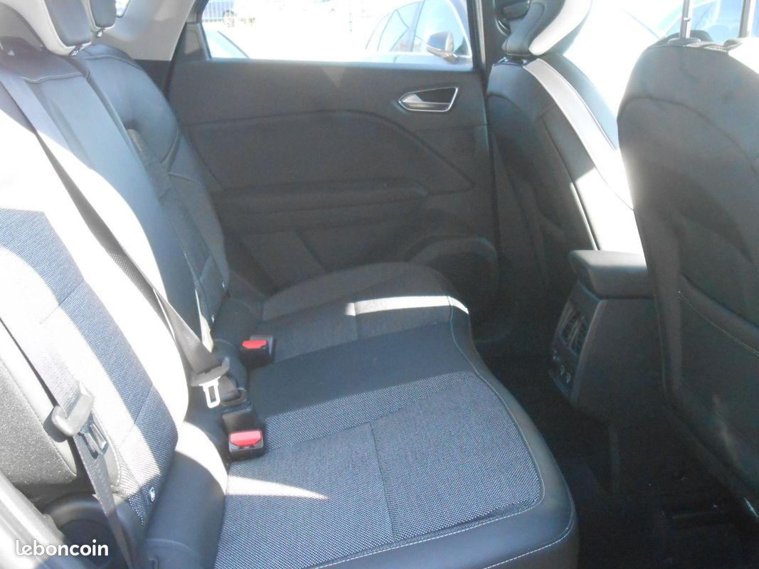 RENAULT CAPTUR TCe 130 EDC FAP Intens (image 10)