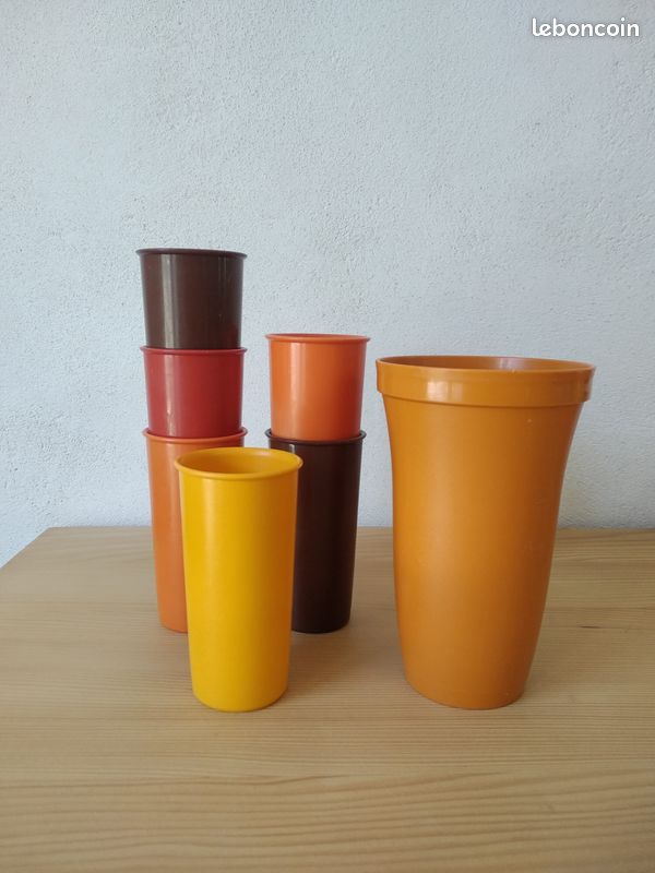 Lot de 4 gobelets Tupperware vintage - Madame Chine