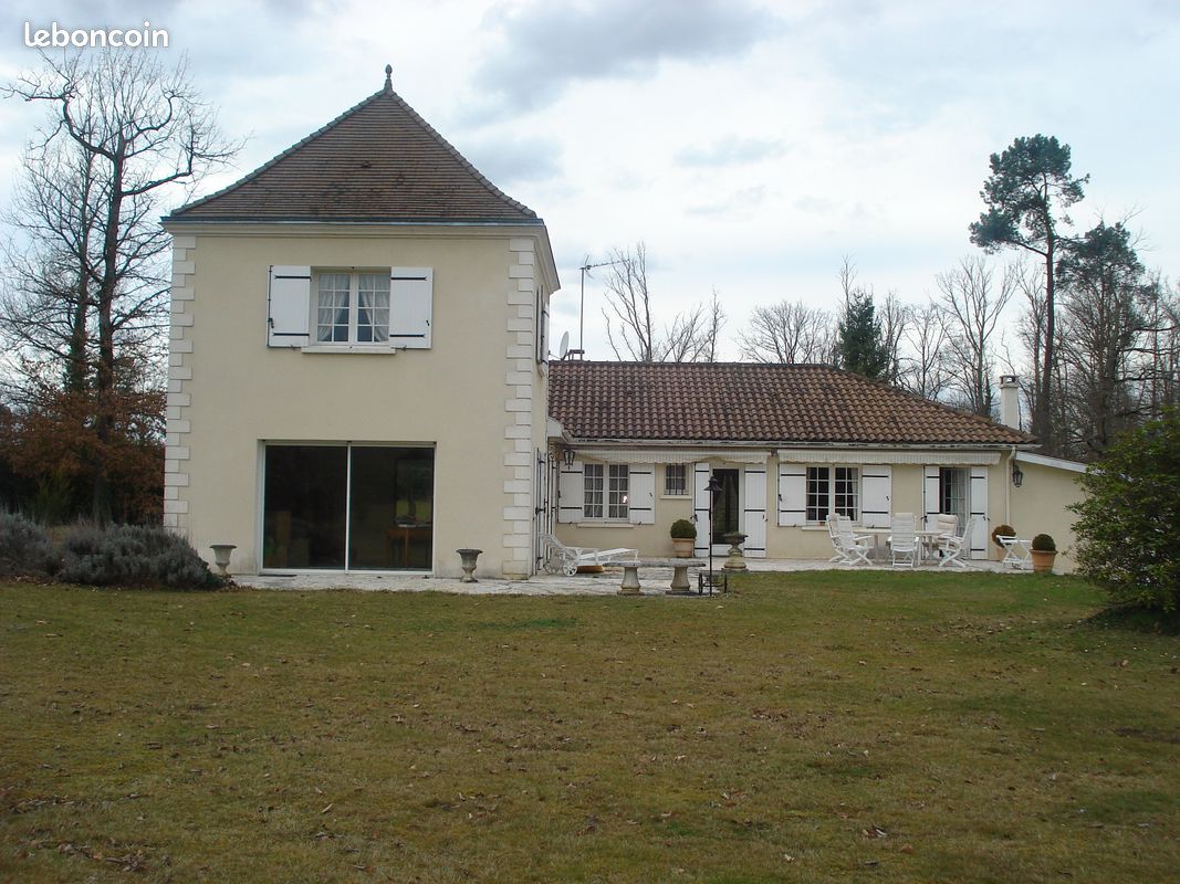Maison 4 pièces 183 m² · à Razac-sur-l'Isle · 183 m² · 728 000 €