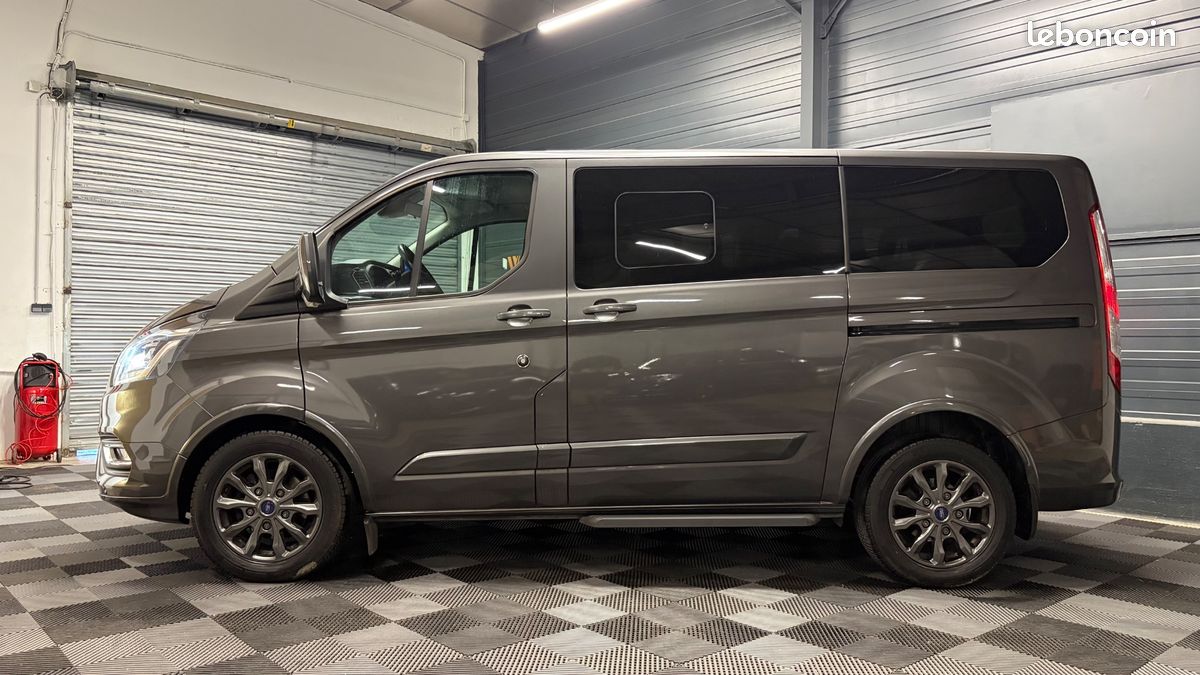 FORD TOURNEO CUSTOM COMBI 320 2.0 ECOBLUE 185 L1H1 COURT PC-TN SPORt (image 22)