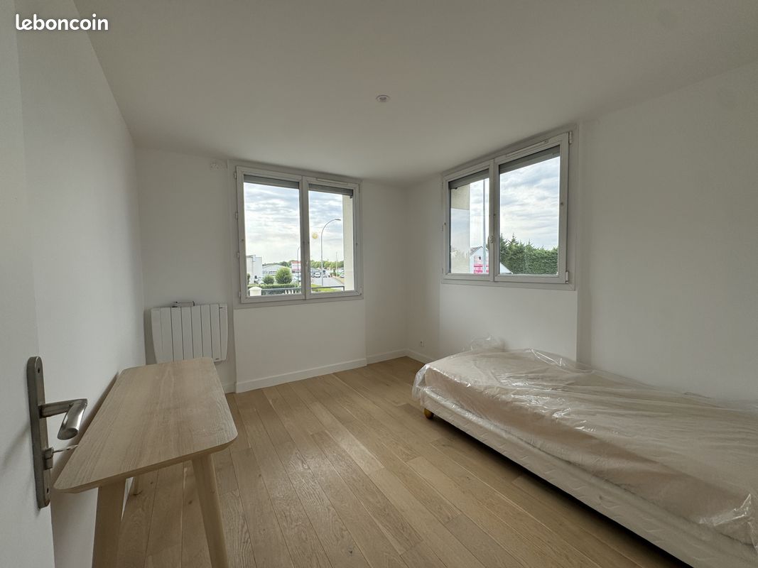 Appartement 1 pièce 12 m² · à Coignières · 12 m² · 525 €/mois