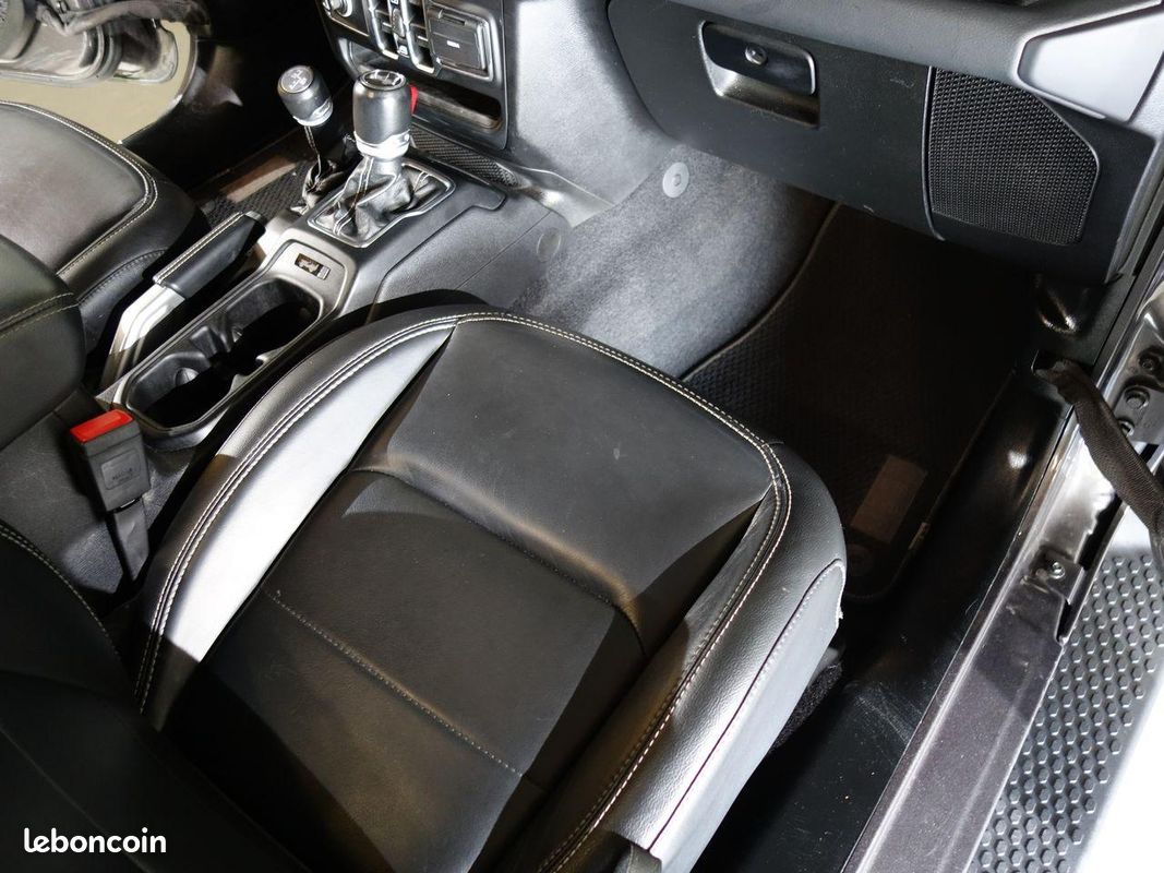 JEEP WRANGLER 2.0 L T 380 CH 4xe - BVA8 4x4 Unlimited Overland (image 39)