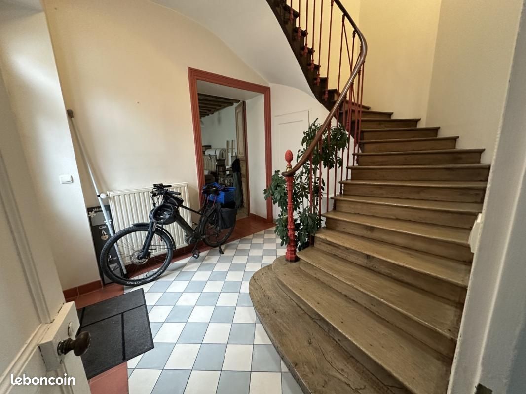 Maison 143 m² · à Blois · 143 m² · 1 100 €/mois
