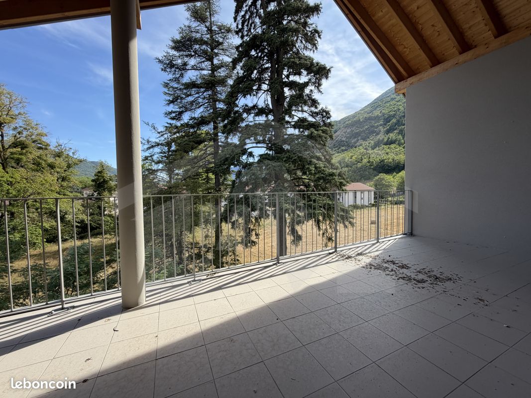 Appartement 4 pièces 110 m² · à Vif · 110 m² · 466 000 €