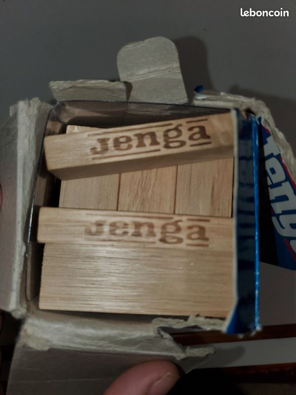📢 Jenga – Jeu de société en bois (édition ancienne) (image 2)