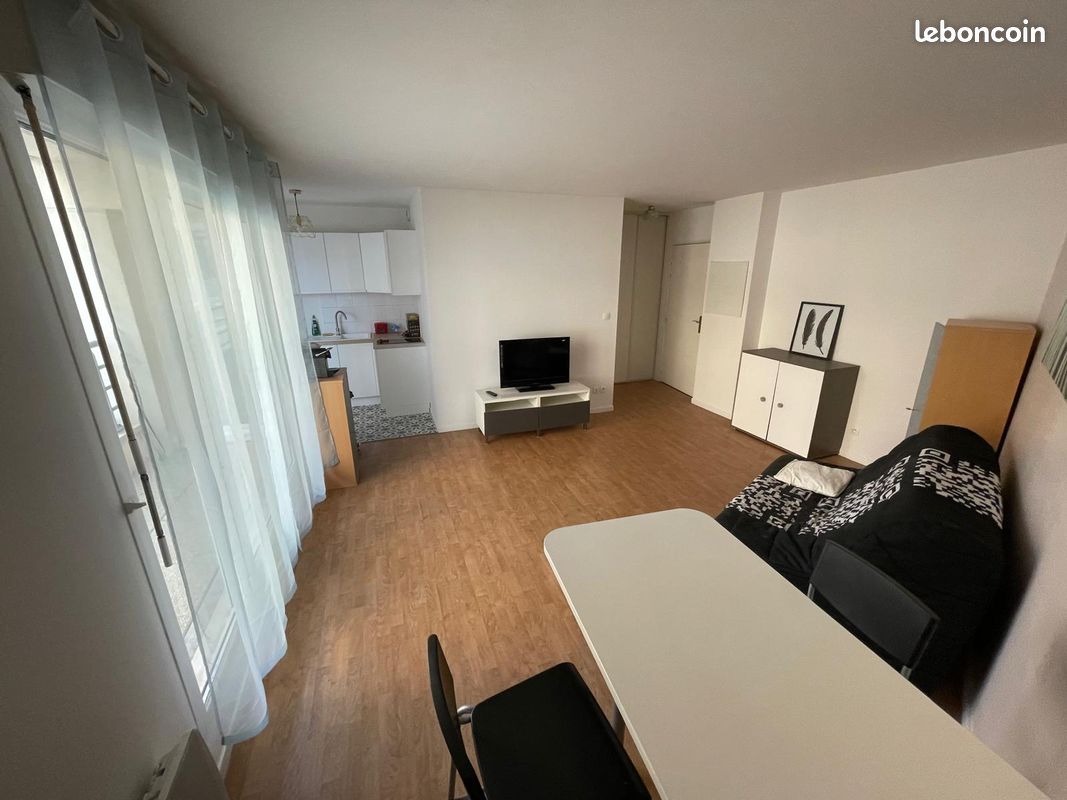 Appartement 1 pièce 30 m² · à Brétigny-sur-Orge · 30 m² · 655 €/mois