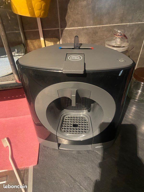 Machine à café : Dolce gusto (nescafé) (image 1)