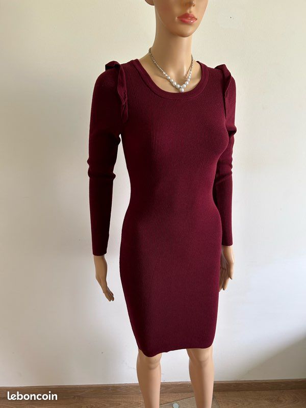 Robe pull bordeaux à manches longues Morgan taille S comme neuve