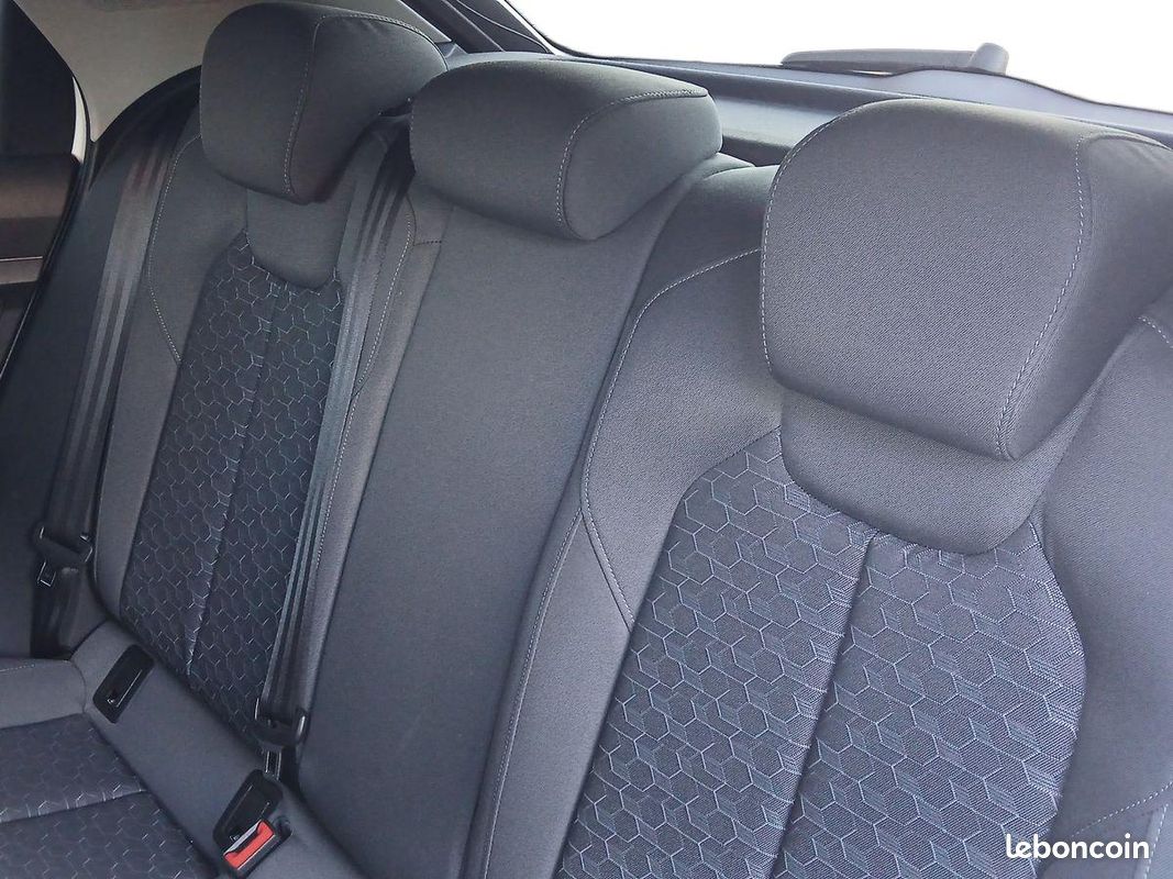 AUDI A1 Sportback 30 TFSI 110 ch S tronic 7 Advanced 2 (image 26)