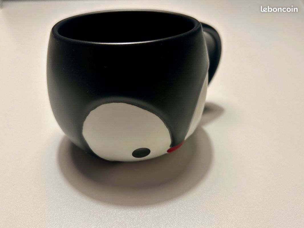 Tasse de Noël édition limitée Starbucks: pingouin noir (image 3)