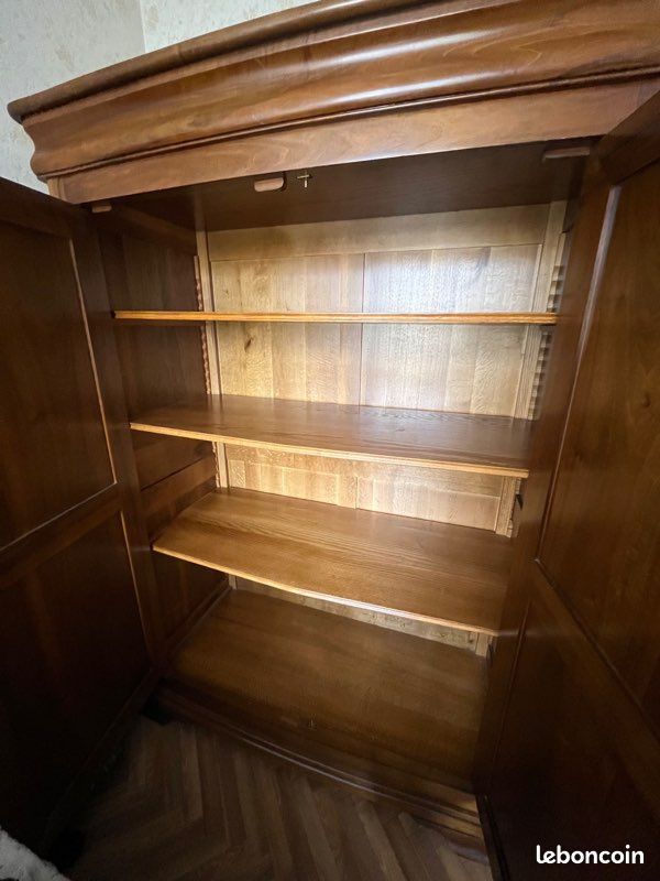 Armoire en noyer massif style Louis-Philippe (image 9)
