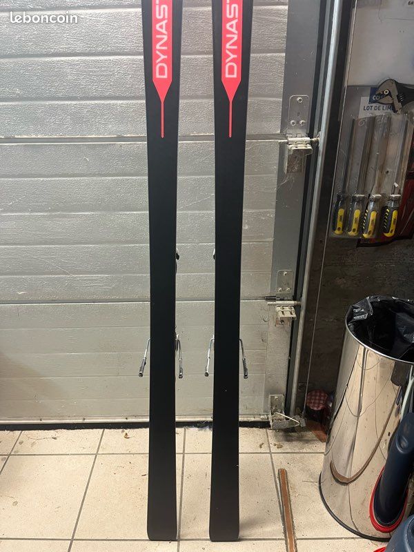 Skis compétition dynastar team speed GS course 158 cm service fait idéal étoiles club ou esf semelle fartée et carres aiguisés (image 2)