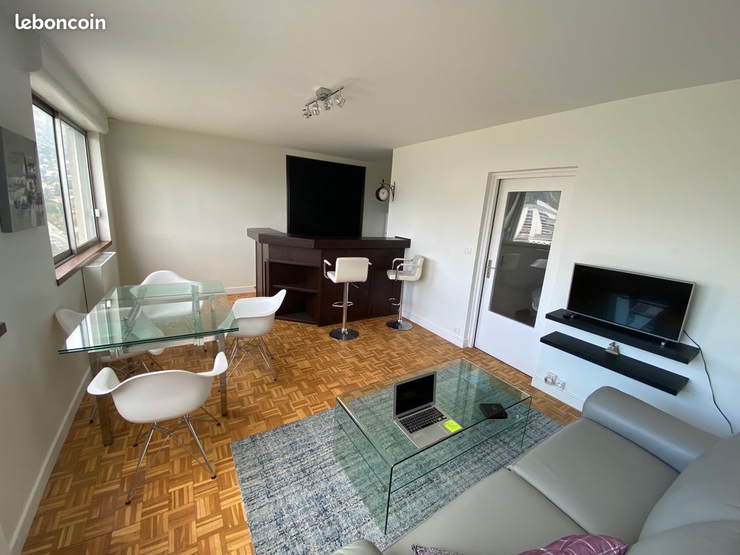 Appartement 2 pièces 48 m² · à La Tronche · 48 m² · 735 €/mois