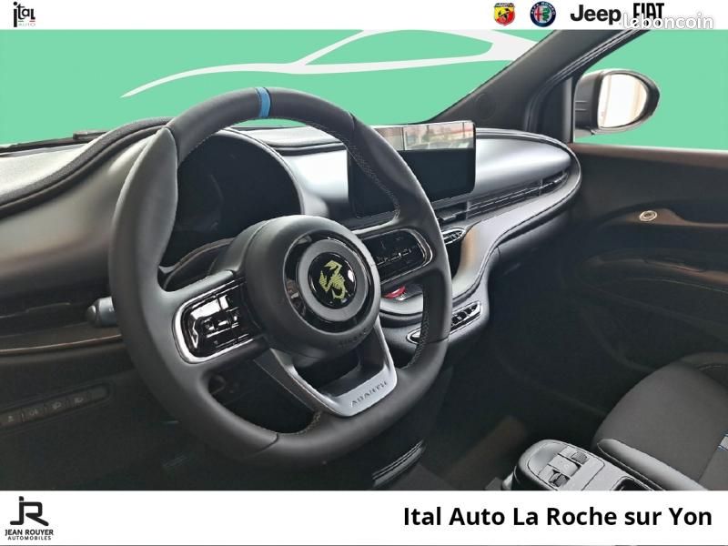 Abarth 500 e 155ch 42kWh Pack 4cv (PRIME CEE 3600 DEDUITE) (image 25)