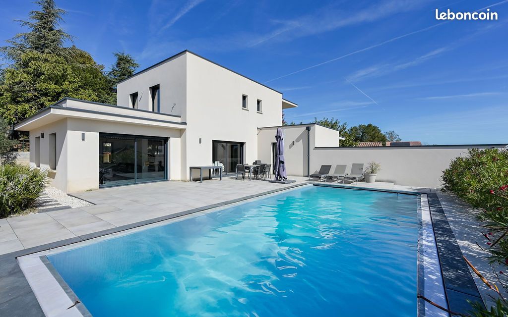 Maison 6 pièces 178 m² · à Jonage · 178 m² · 749 000 €