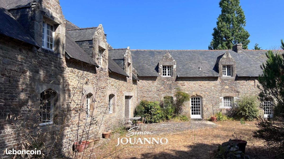 Maison 10 pièces 350 m² · à Quéven · 350 m² · 588 000 €