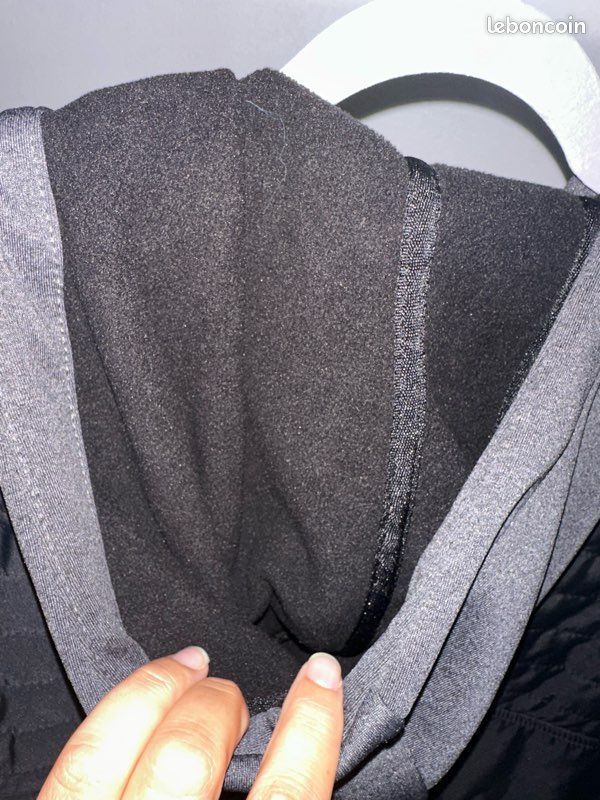 Gilet polaire gris (image 7)