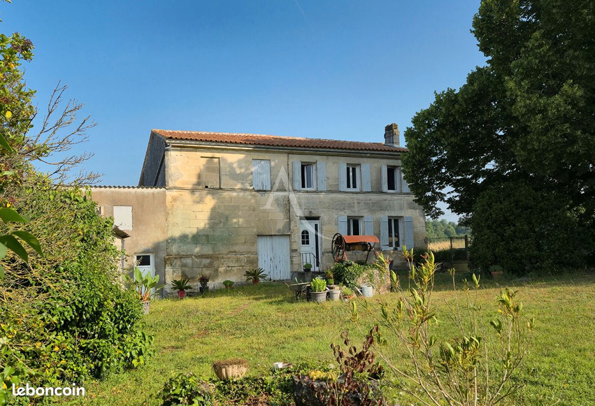 Maison 3 pièces 70 m² · à Pons · 70 m² · 145 000 €