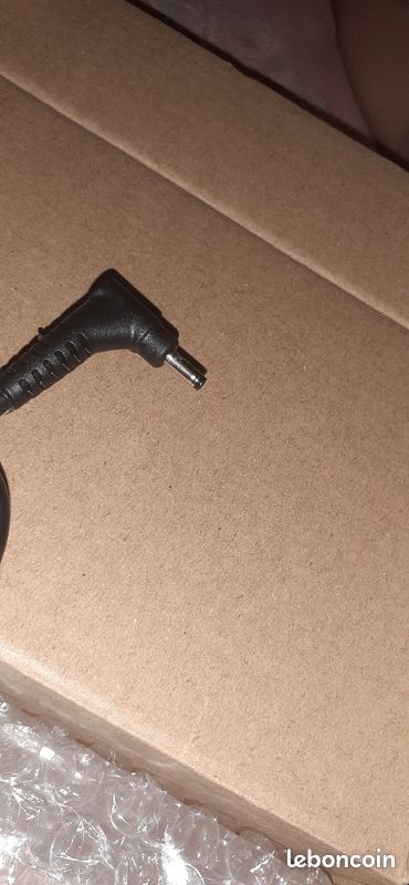 Chargeur pc (image 2)
