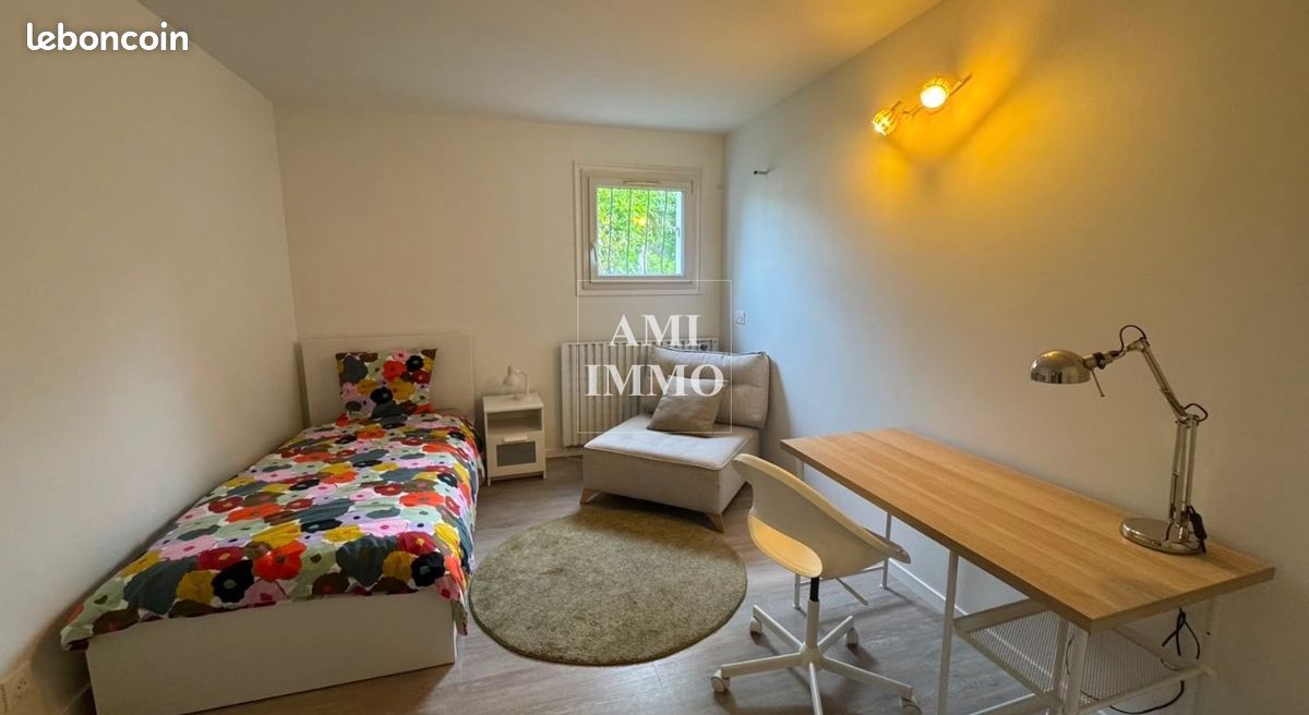 Appartement 1 pièce 14 m² · à Palaiseau · 14 m² · 610 €/mois