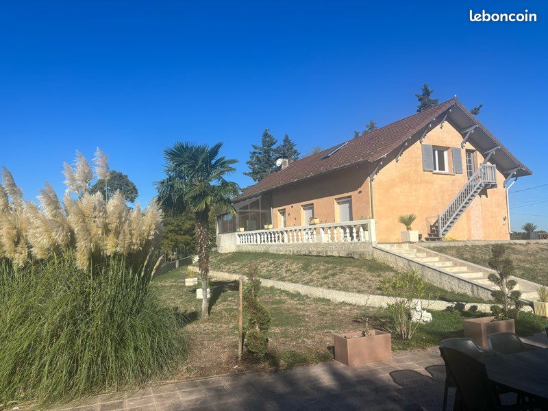Maison 7 pièces 142 m² · à Pouilly-les-Nonains · 142 m² · 280 000 €