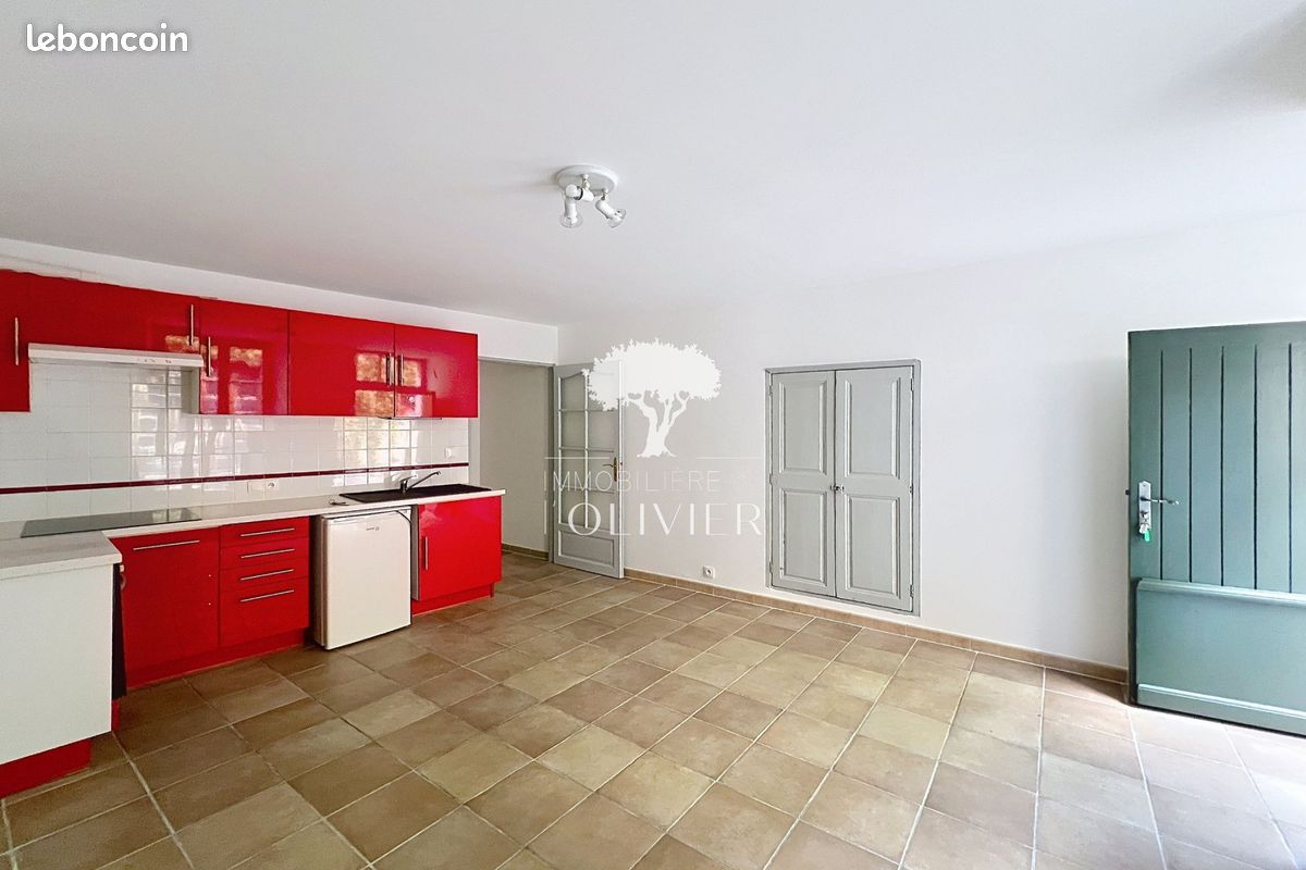 Maison 2 pièces 36 m² · à Saint-Saturnin-lès-Apt · 36 m² · 588 €/mois