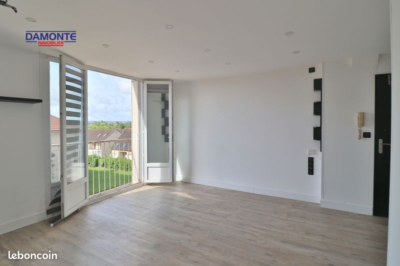 Appartement 3 pièces 58 m² · à Sainte-Savine · 58 m² · 642 €