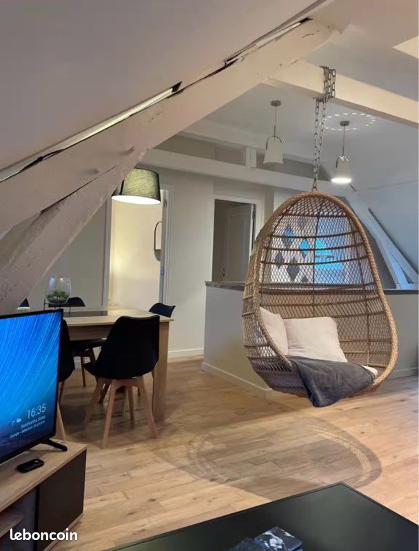 Appartement 4 pièces 80 m² · à Bourges · 80 m² · 1 000 €/mois
