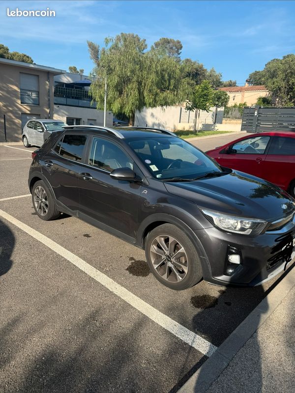 Kia stonic (image 1)