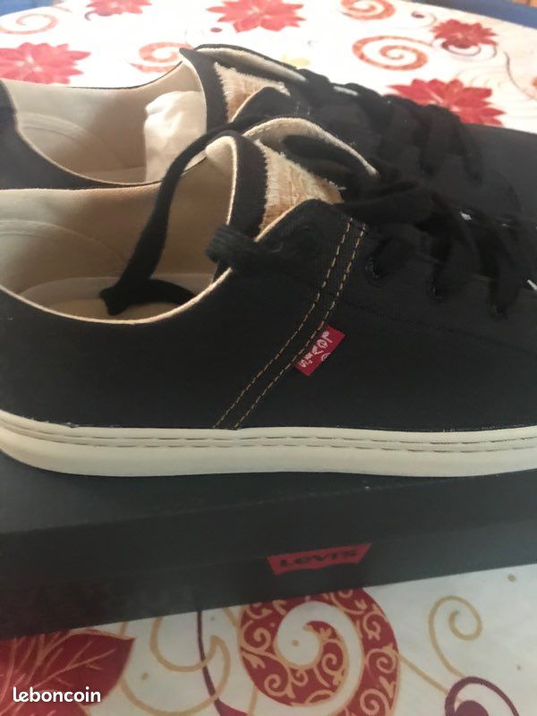 Baskets LEVIs (image 1)