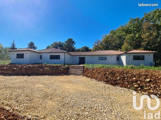 Propriété 7 pièces 250 m²