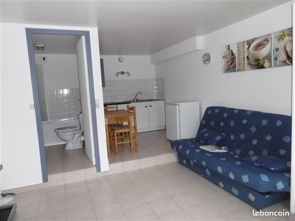 Studio 1 pièce 24 m²