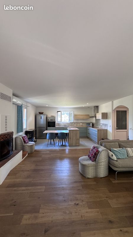 Maison 6 pièces 147 m² · à Solliès-Toucas · 147 m² · 550 000 €