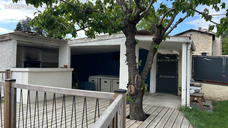 Appartement 4 pièces 80 m² · à Unieux · 80 m² · 165 000 €