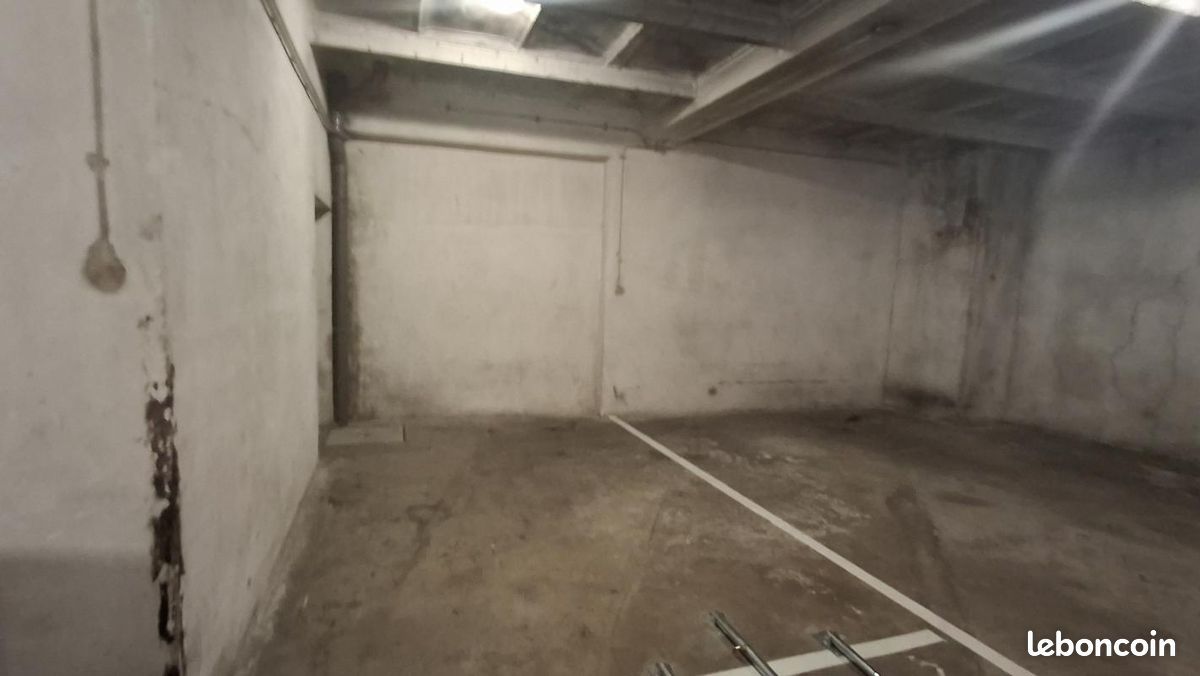 Parking 1 · à Lyon · 50 €/mois