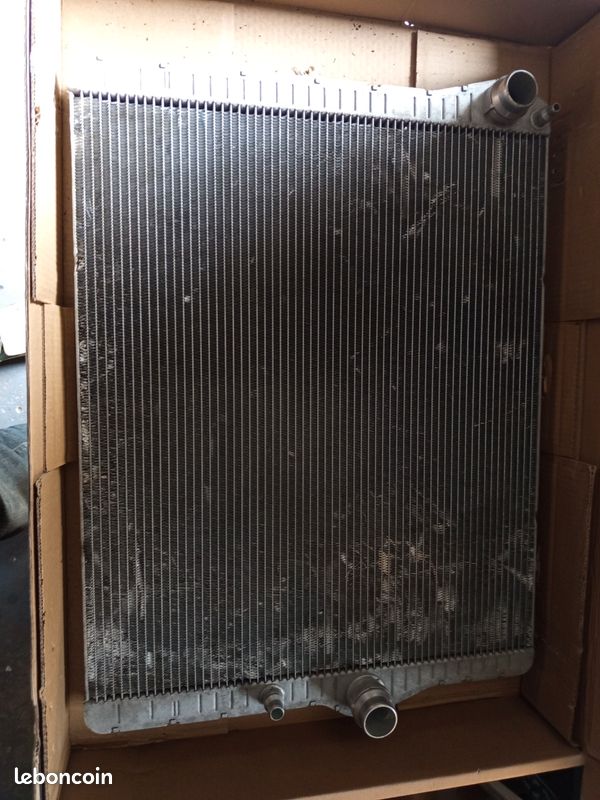 Radiateur bmw M4 (image 2)