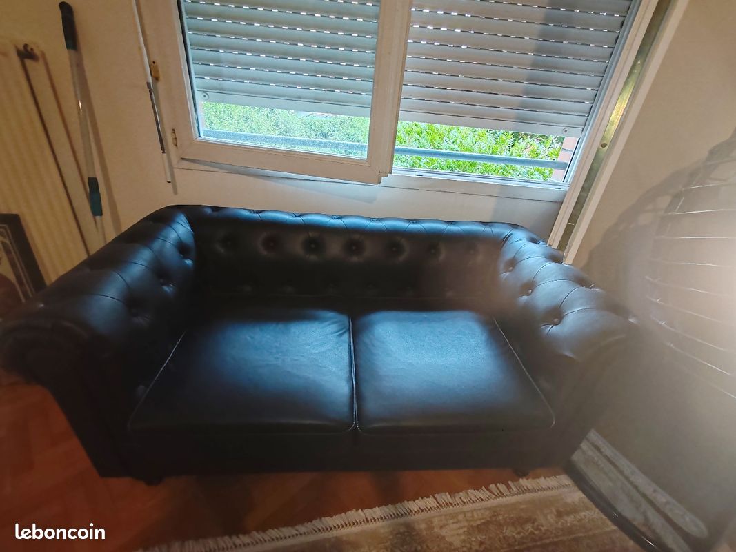 Canapé chesterfield semili cuir 2 places (image 3)