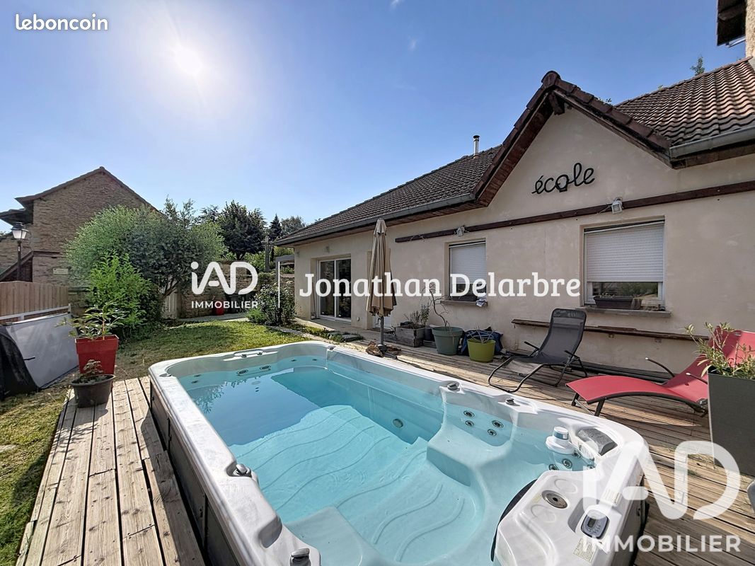 Maison 4 pièces 94 m² · à Crémieu · 94 m² · 267 000 €