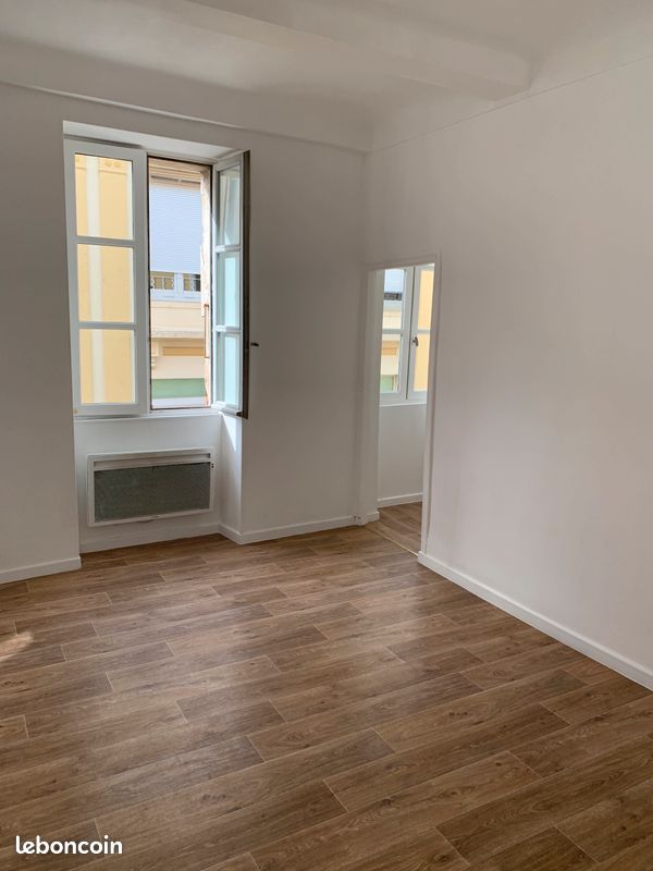 Appartement 3 pièces 47 m² · à Aubenas · 47 m² · 75 000 €