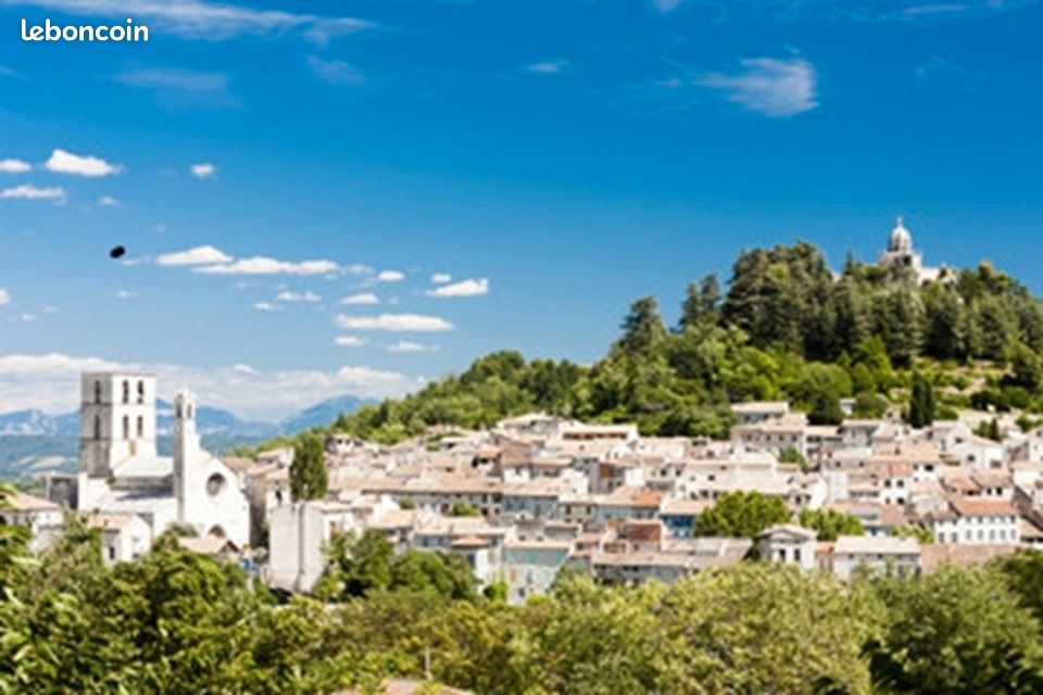 Terrain 440 m² Forcalquier · 95 000 €
