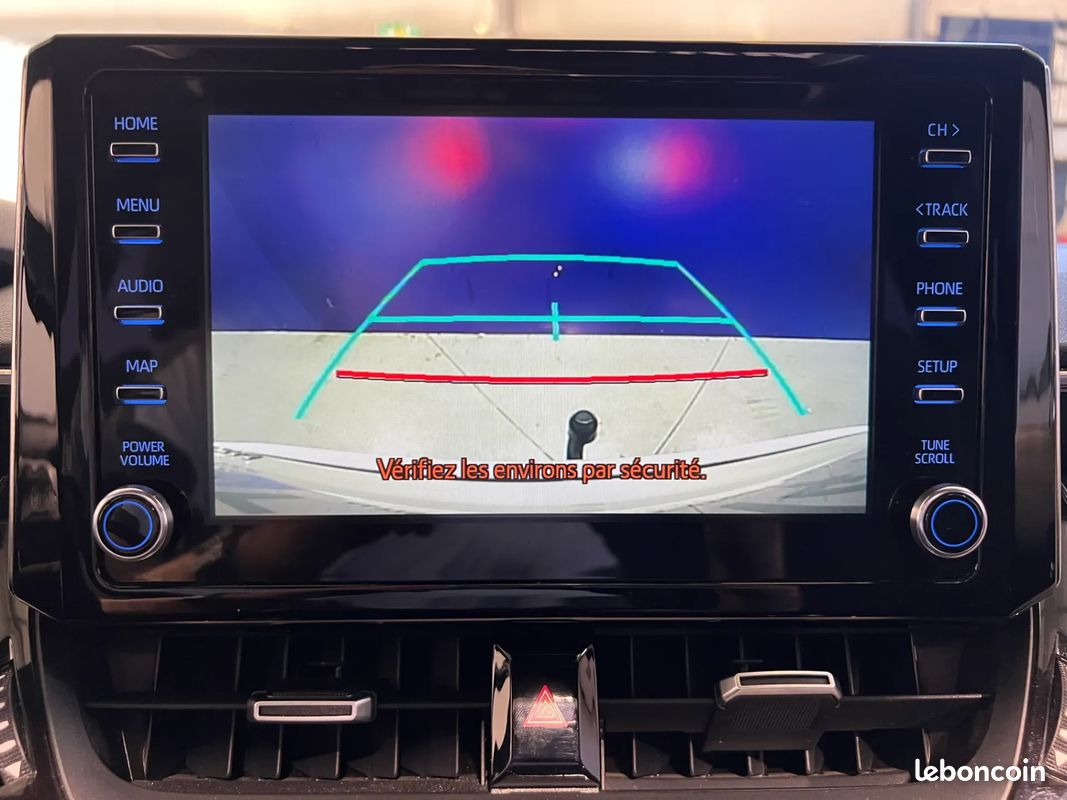 TOYOTA Corolla Touring Sport 2.0 Hybrid 184ch Design - TOIT OUVRANT - ENTRETIEN COMPLET TOYOTA (image 21)